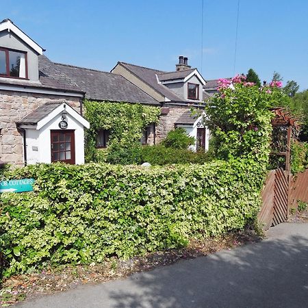 Oakleigh Cottage Llangelynin  Dış mekan fotoğraf